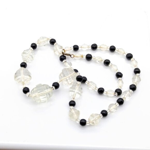 Elegant Art Deco Strand Necklace with Stepped Clear Czech Glass Beads and Black - Picture 4 of 4